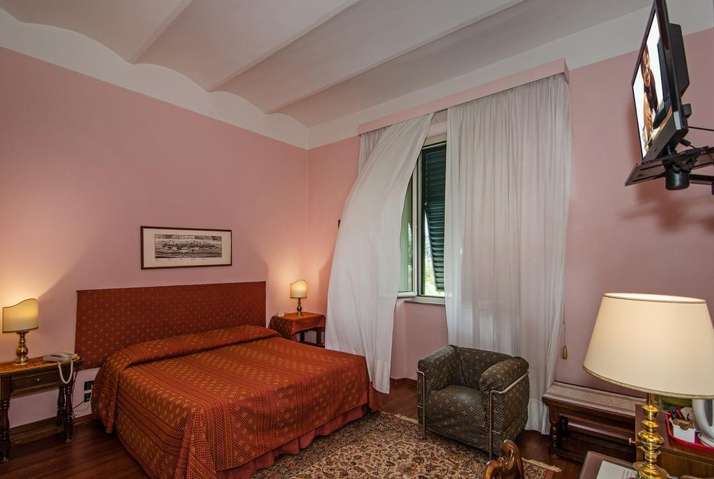 Hotel Rex Лука Стая снимка